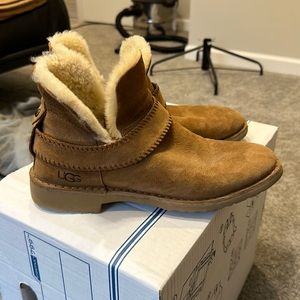Ugg McKay Boots
